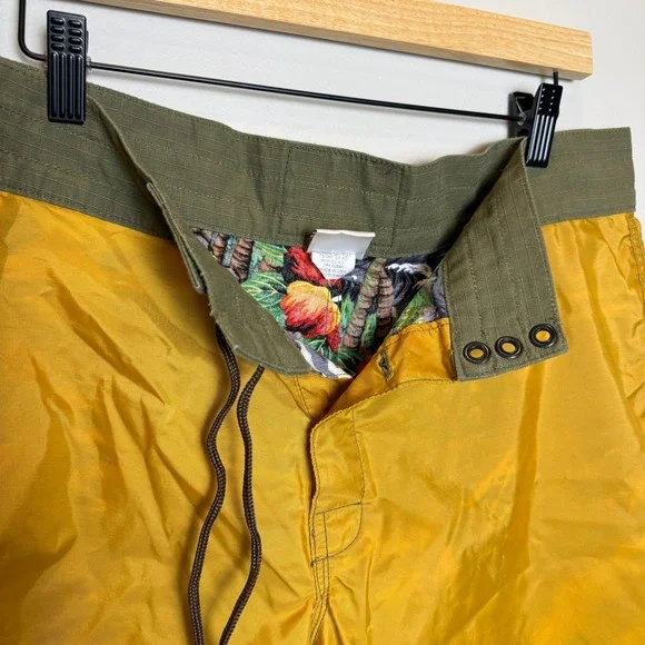VTG Birdwell Beach Britches Mens 36 Yellow Board Shorts Swim Trunks California